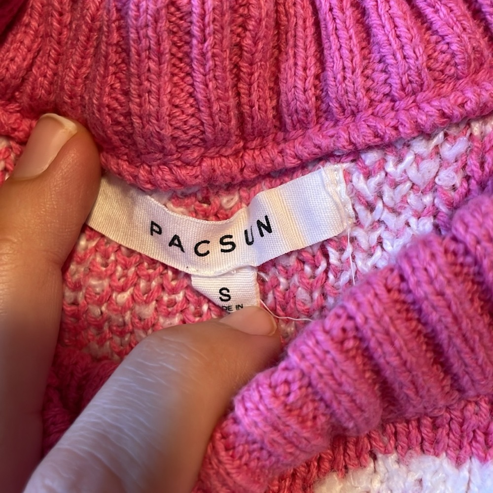 Pink Flower Cropped Sweater - Picture 4 of 6